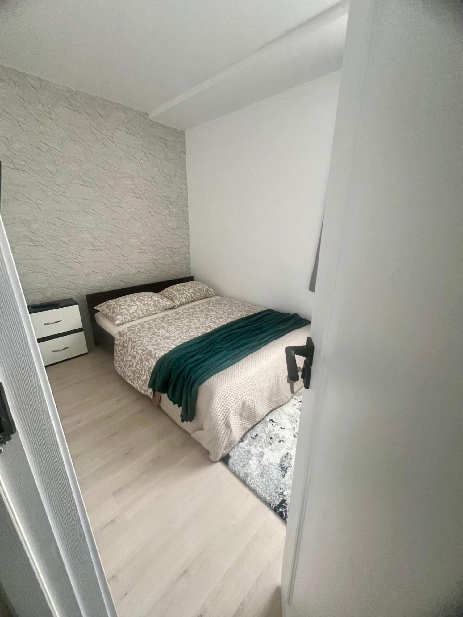 Apartament 2 Camere Baia Mare Esterno foto